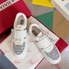 Roger Vivier Casual Shoes